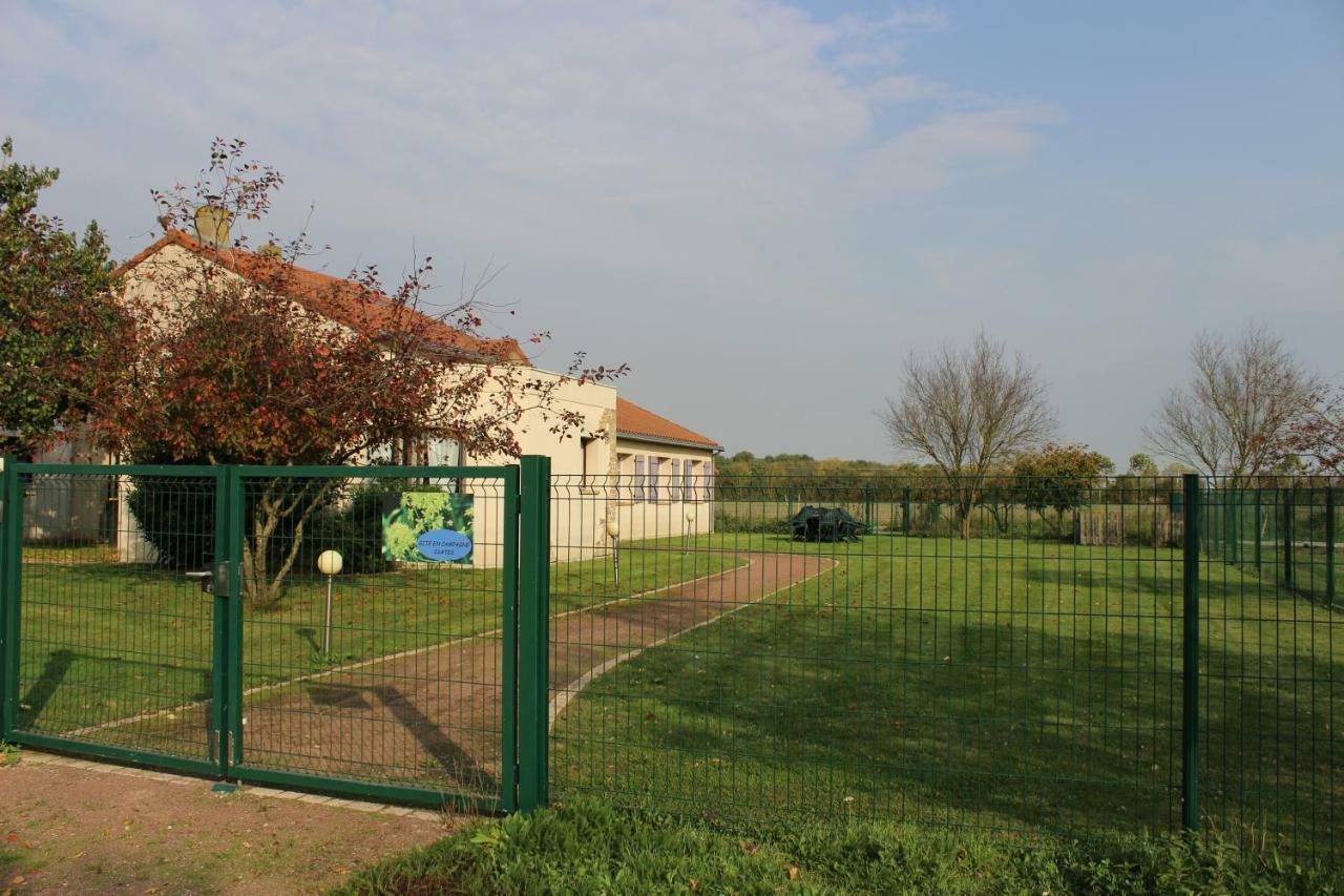 Gite En Campagne Isatis Landemont Bagian luar foto